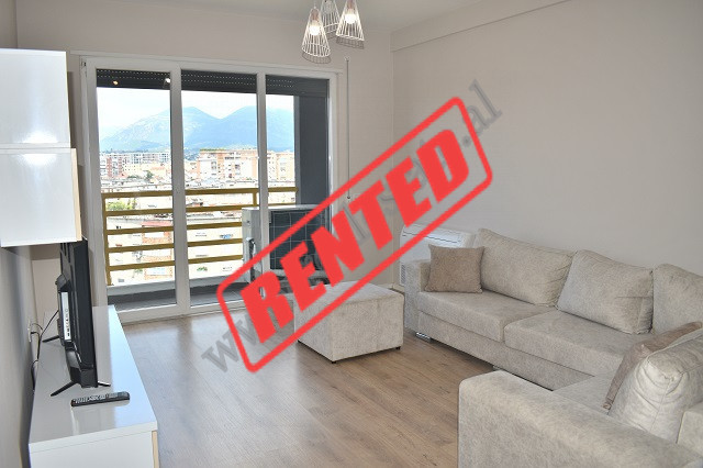 Apartament 2+1 per qira prane Universitetit Zoja e Keshillit te Mire ne Tirane.
Pozicionohet ne kat